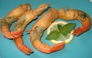 Gambas � la Menthe envelopp�es dans une feuille de Brick