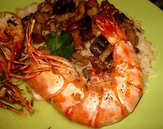 Grosses Gambas grill�es au Teppan Yaki, Champignons et mini p�tes