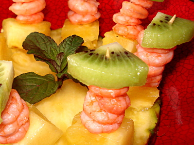 Mini brochettes de Crevettes, Ananas et Kiwi